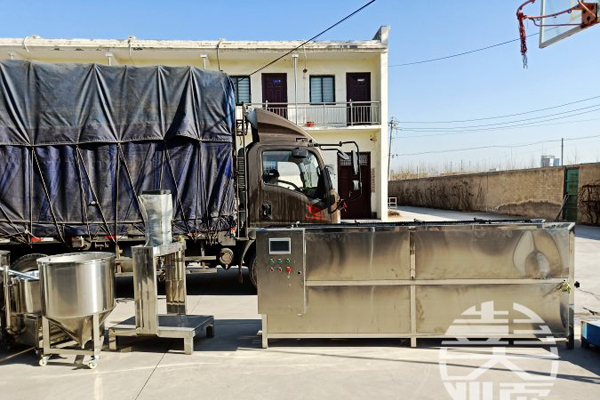 遼寧營口客戶購買的豆腐皮生產(chǎn)線設(shè)備發(fā)貨